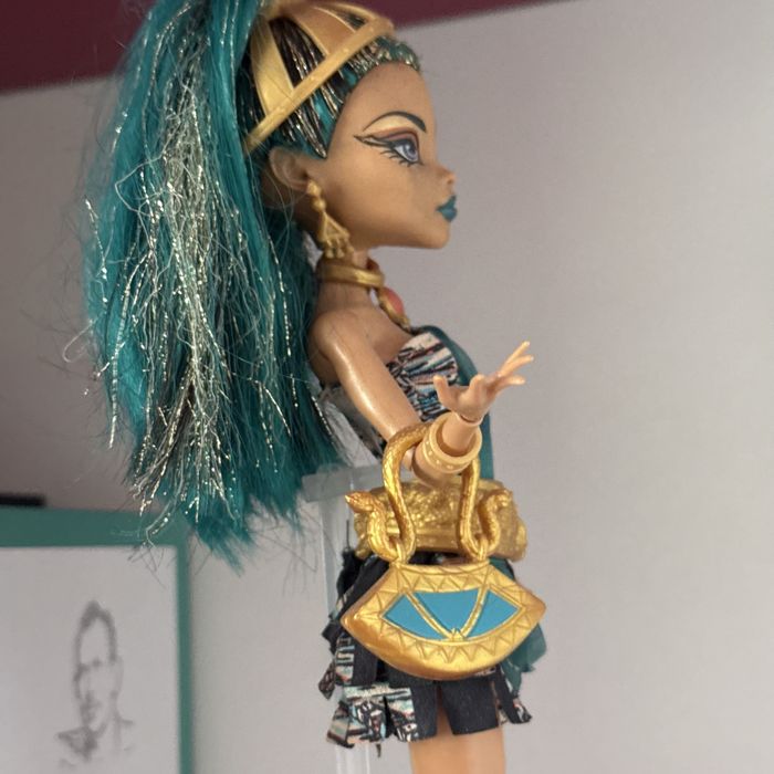 monster high кукла Нефера