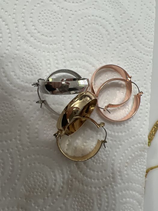 Продам бижутерию серьги-кольца