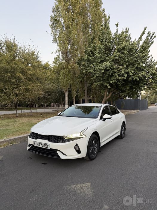 Kia k5 1 chi pozitsya