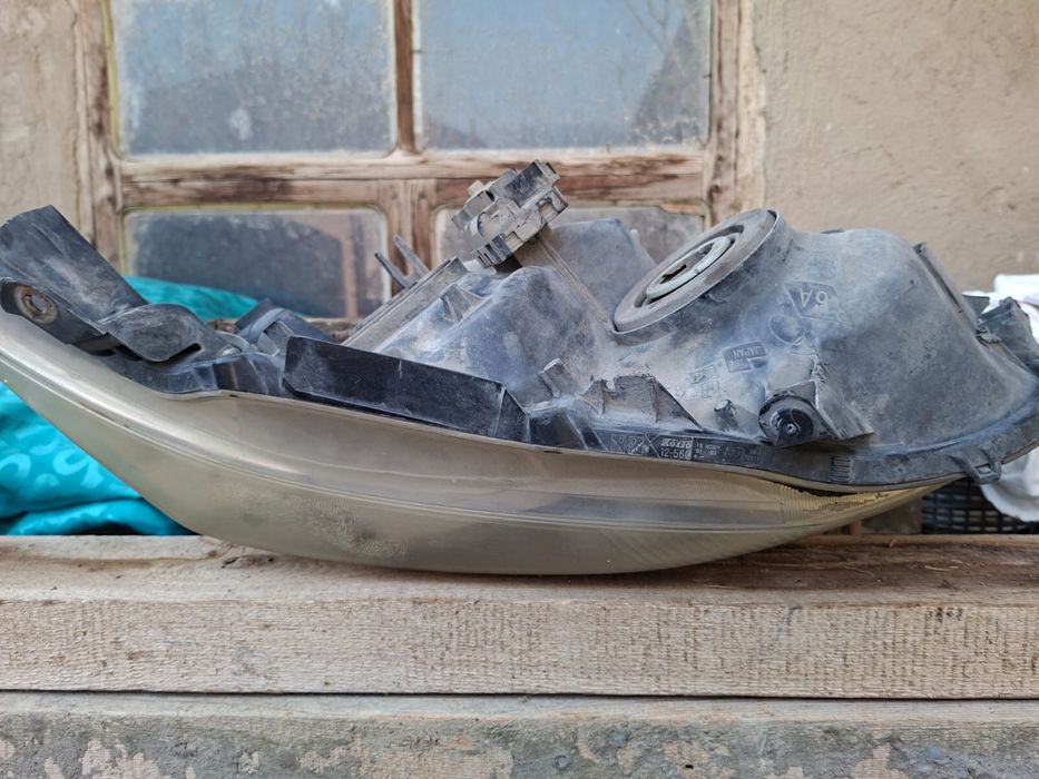 Toyota corolla 2012 Фары