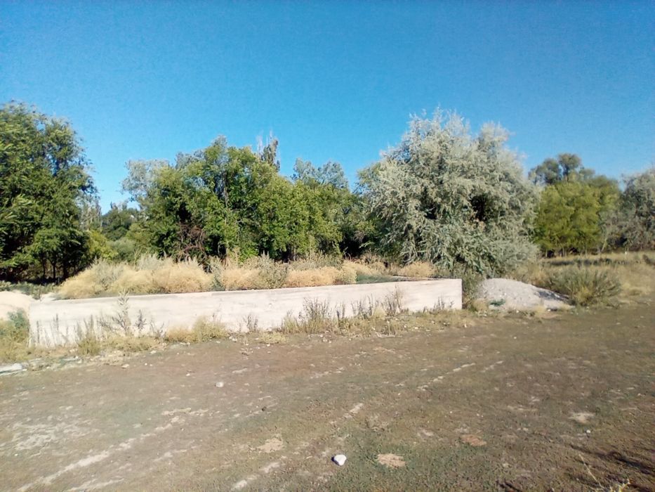 Земельный участок