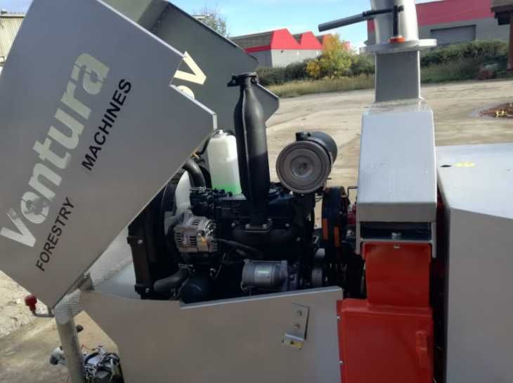 Tocator PROFESIONAL cu motor DIESEL 25 cai de la Ventura