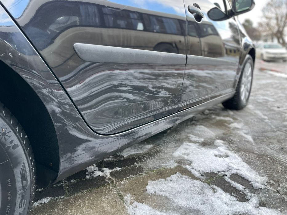 Wolksvagen Golf 5 1.6 MPI Benzină 102cp