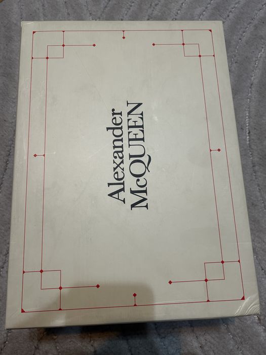 Alexander mcquuen
