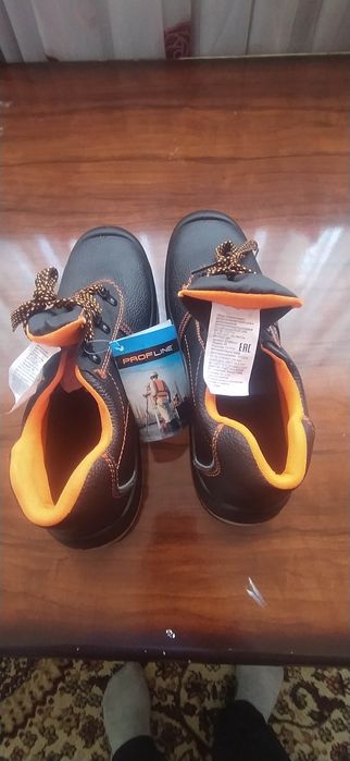 Обувь новая из рассия