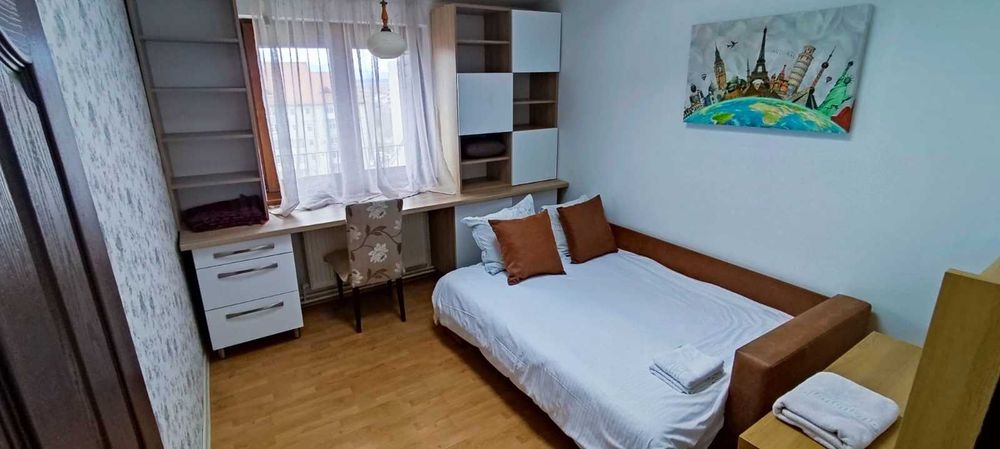 Apartament frumos și spațios de inchiriat