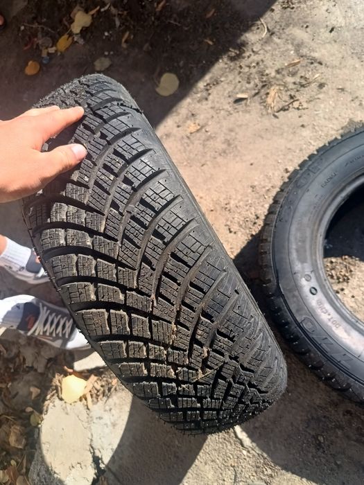 Cauciucuri de iarnă 185/70 R 14 cauciurile sunt într-o atare foarte bu