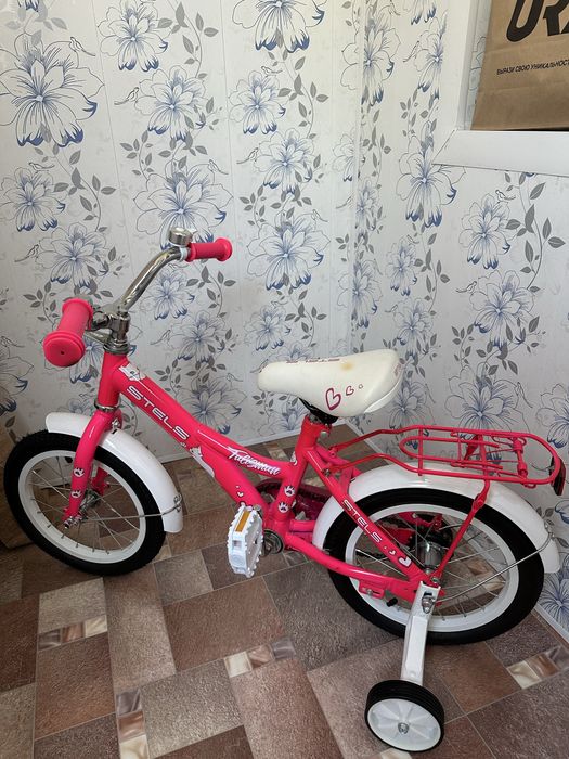 Велосипед розовый