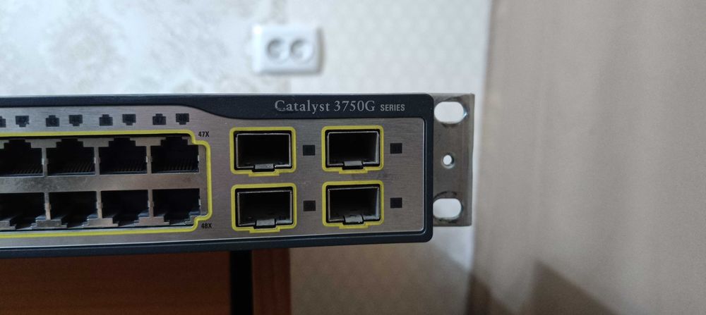 Коммутатор Cisco Catalyst WS-C3750G-48TS-S