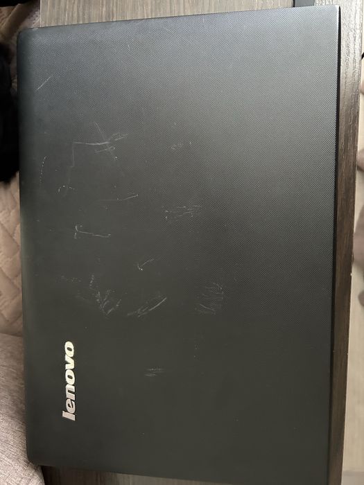 Ноутбук    Lenovo