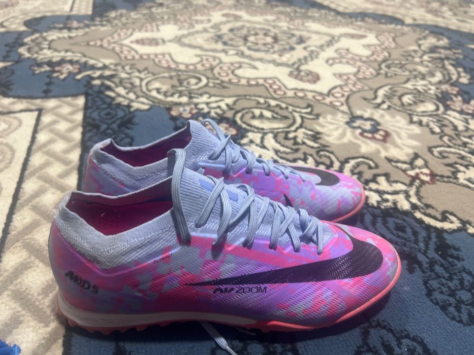 Nike Sariknoshka