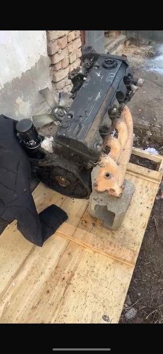 102 матор мерс 124