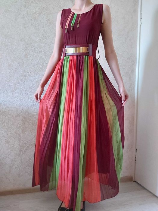 Платье     длинное