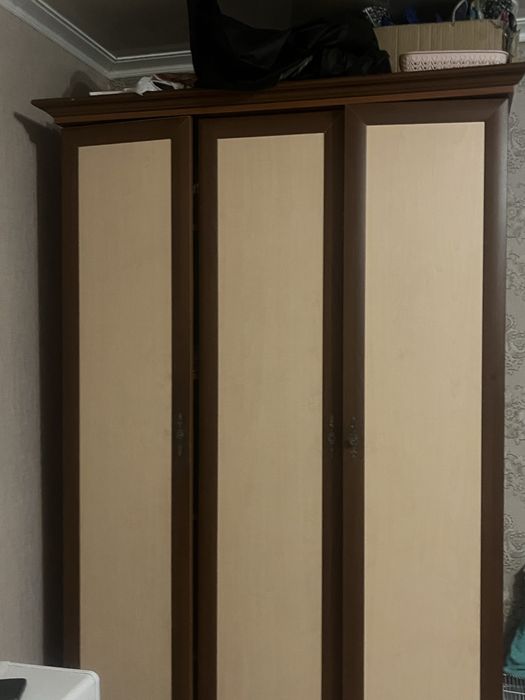 шкафы,столы,кровати