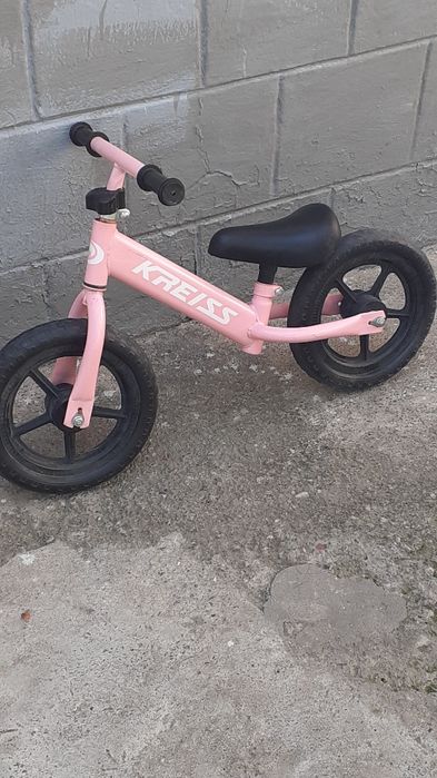 Продаю велик маленький