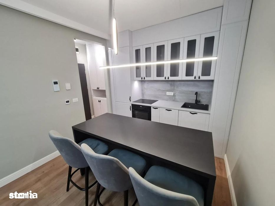 Apartament elegant , design alb-negru, terasă de 48 mp, Adora