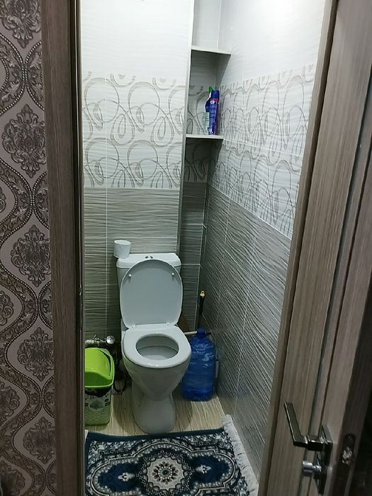 Сдаётся в Аренду 4 мк 4 этаж 2 х комнатная квартира