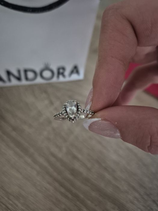 Оригинален сребърен пръстен Pandora „Блестяща сълза“ – Размер 52