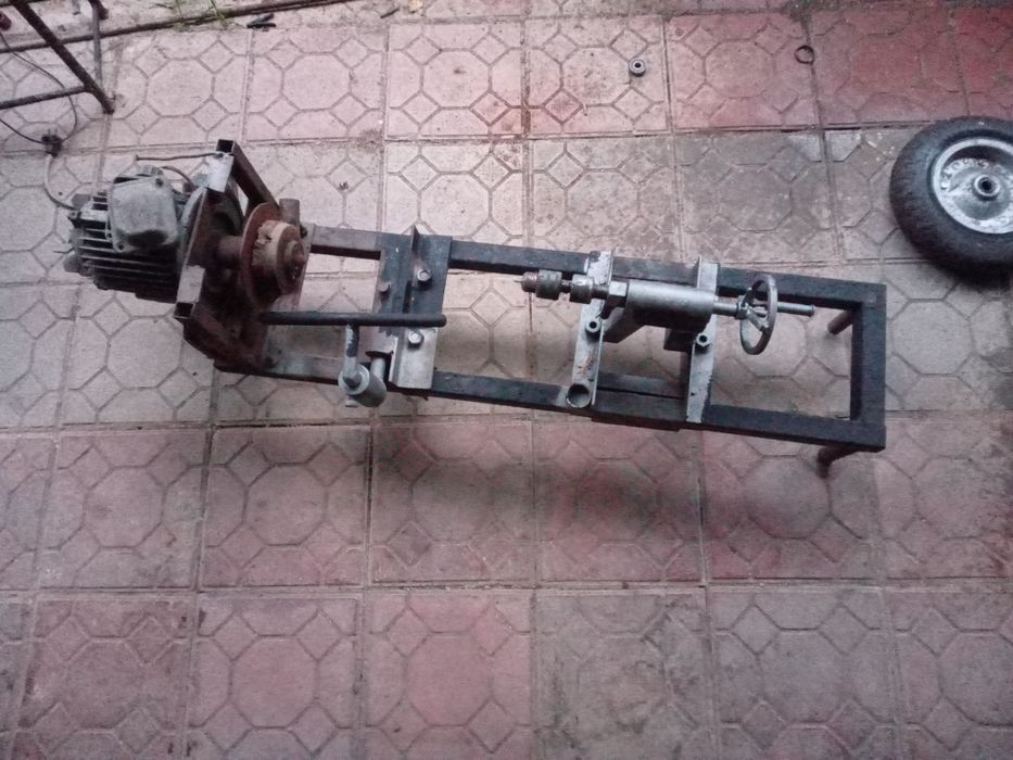 Продам токарный станок