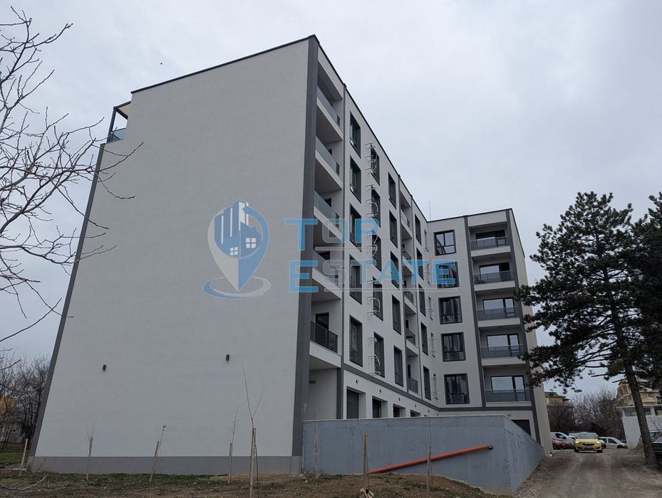 Тристаен апартамент в новстрояща се сграда в квартал Бузлуджа, град В