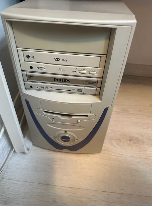 # PC Computer Set Complet doar 250 ron: monitor, Unitate, Tastatura, Mouse, CD, DVD writer