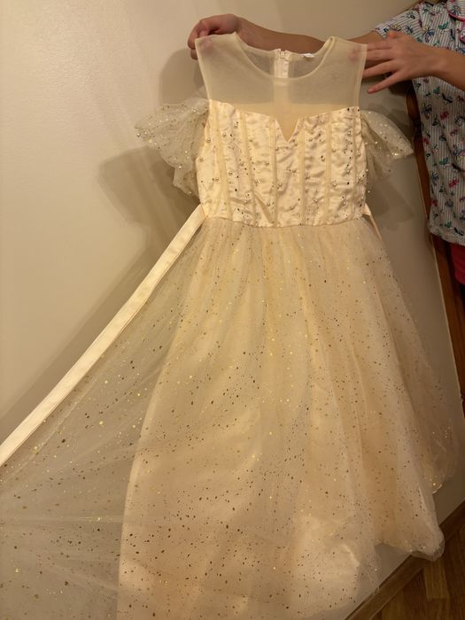 Праздничное платье для девочки