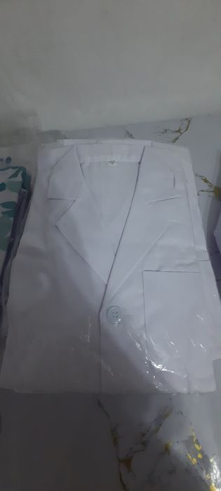Продам Медицинские халаты новые
