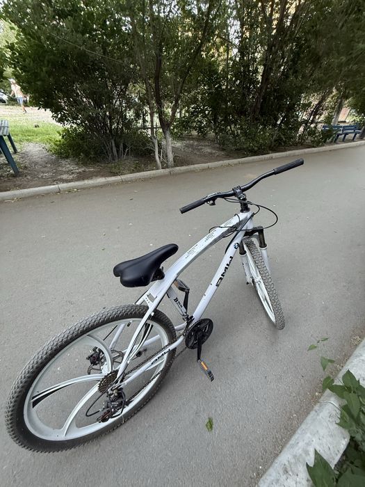 Продав велосипед