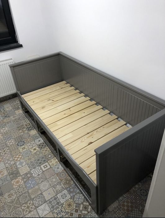 Montaj divan ikea . Asamblare pat camera copii . Montez pat
