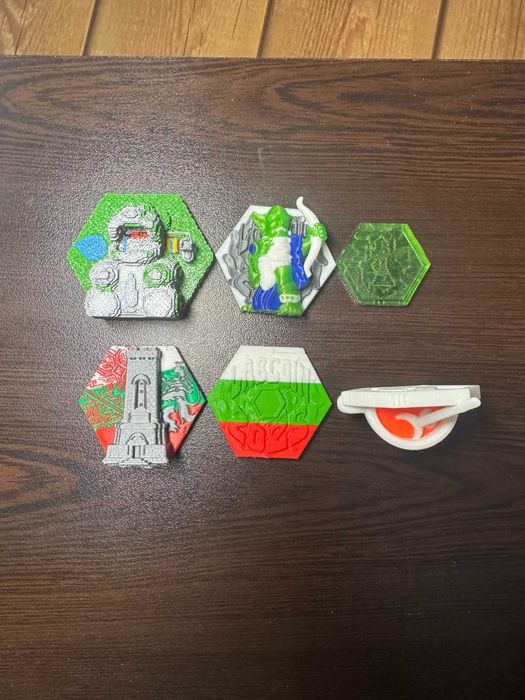 Редки Лабкойни, зелен сапфир, Майнкрафт фреди и други