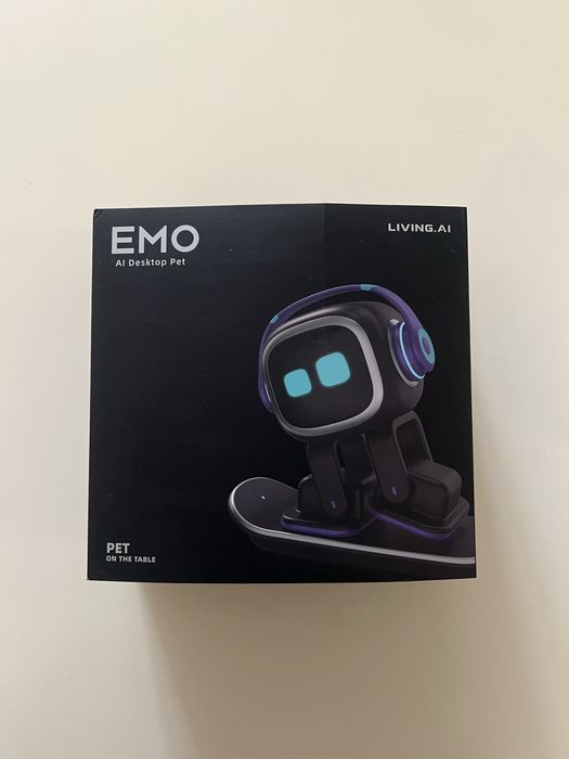 Продам Робота Emo