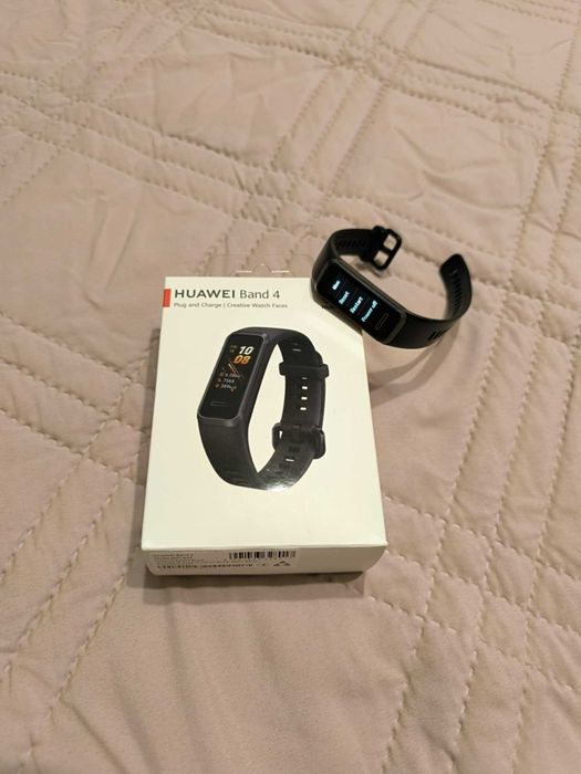 Фитнес гривна huawei band 4