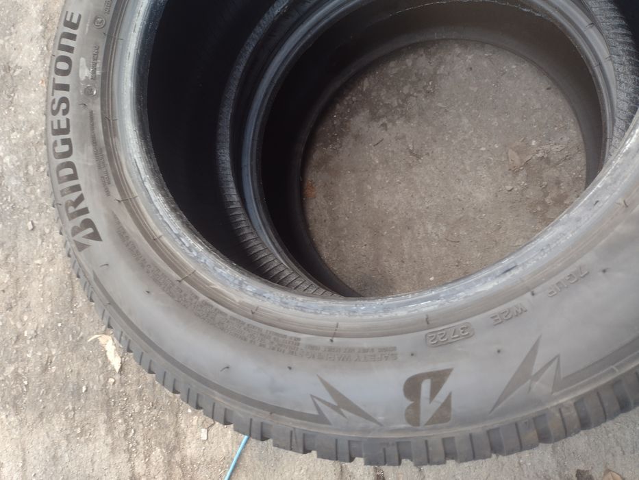 Перфектни 2бр.225/55/17 Bridgestone LM005 dot2422
