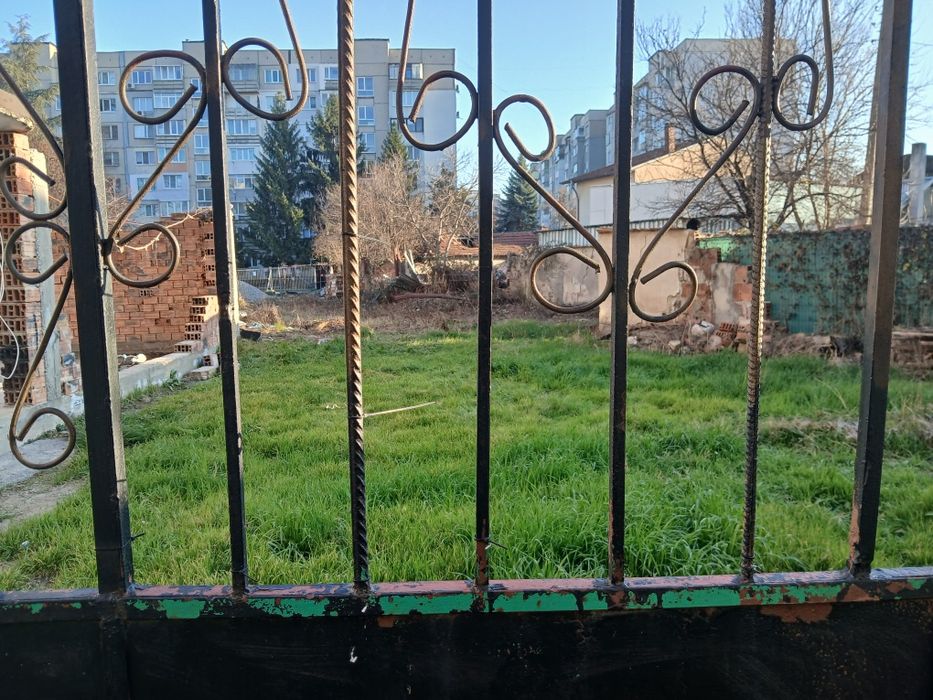 Отдавам къща под наем в Надежда 3