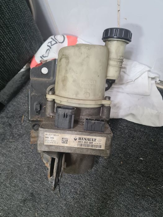 Pompa servodirectie Renault