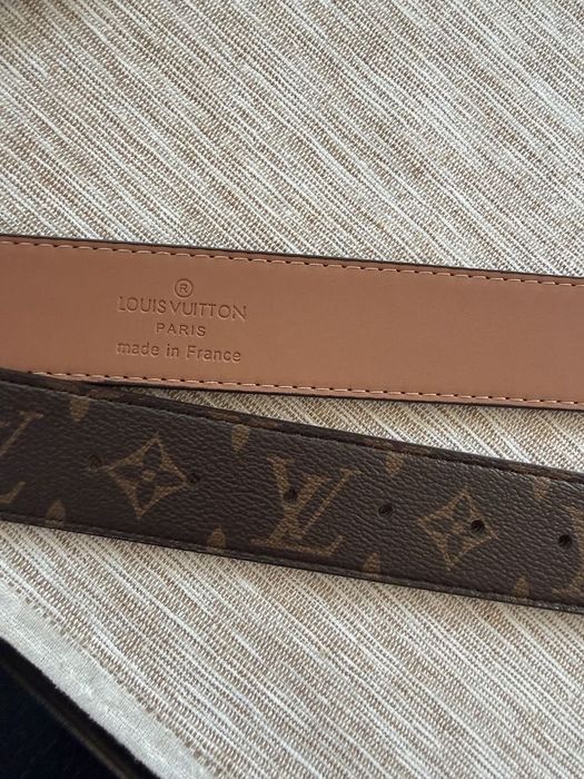 Curea Louis Vuitton maro