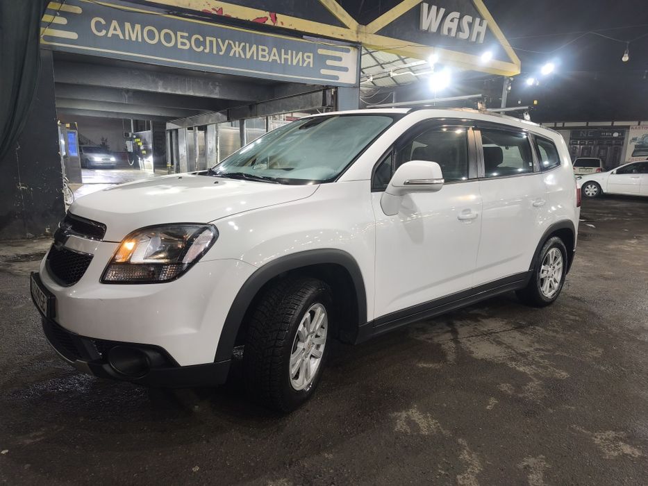 Продается Chevrolet Orlando 2017 год