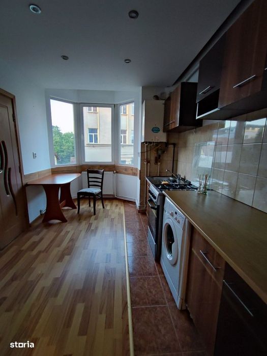 Apartament 2 camere semicentral/ zona Horea