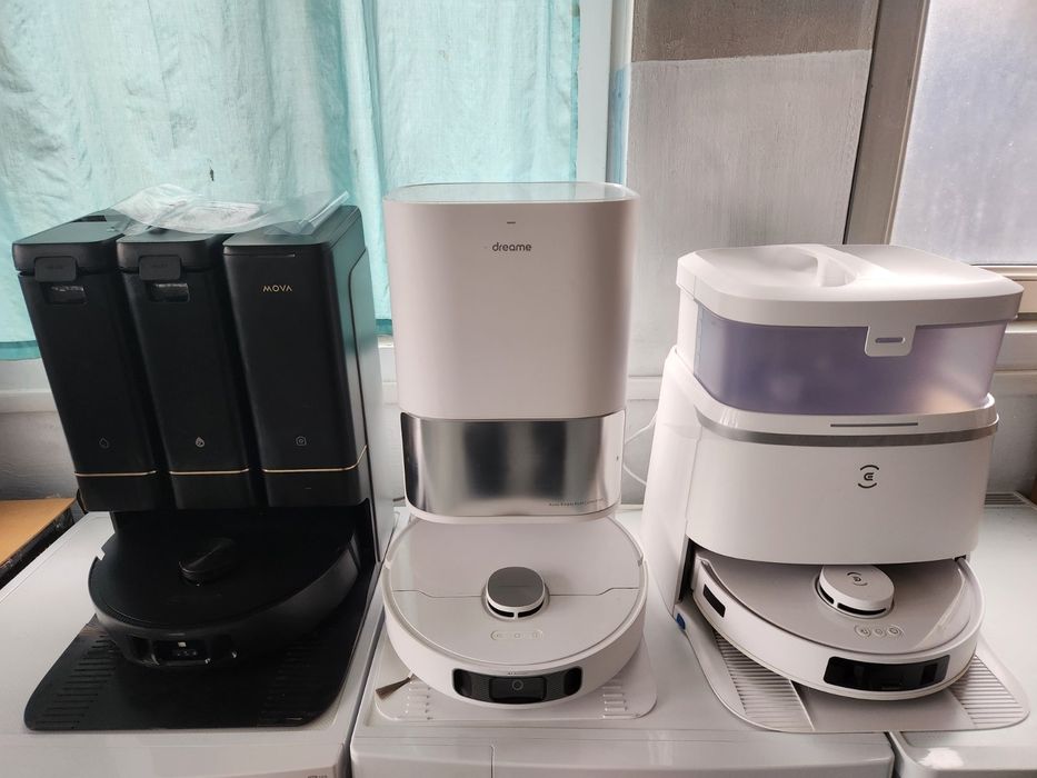 Миеща прахосмукачка робот