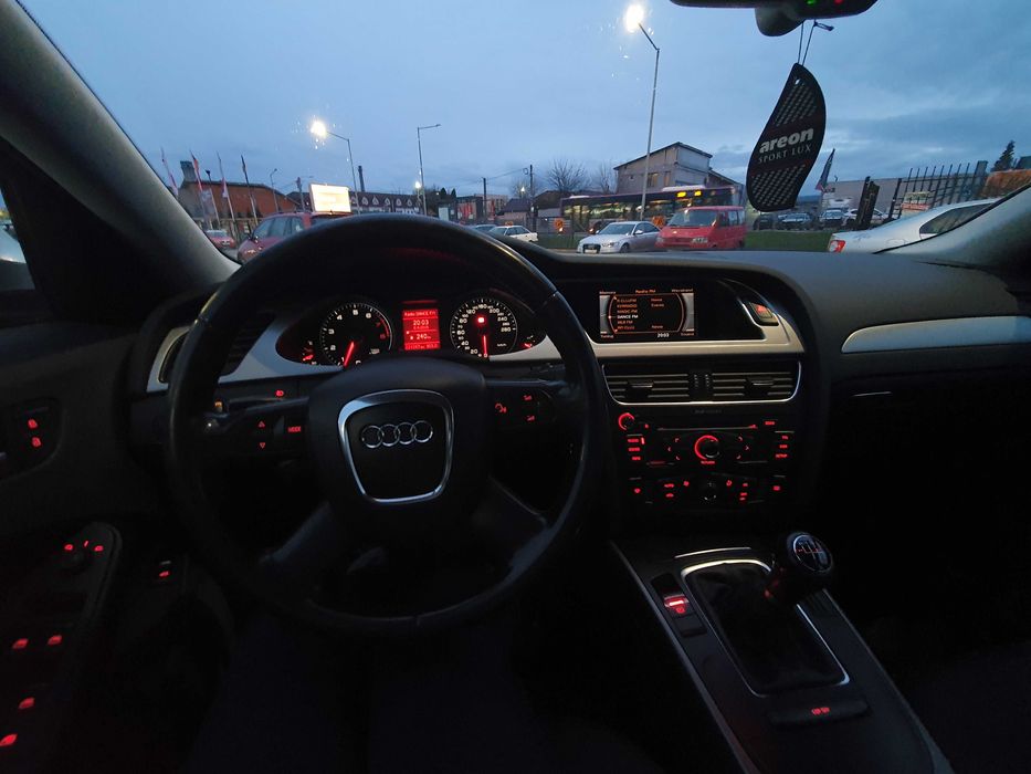 Vând Audi A4 B8, 1.8 TFSI