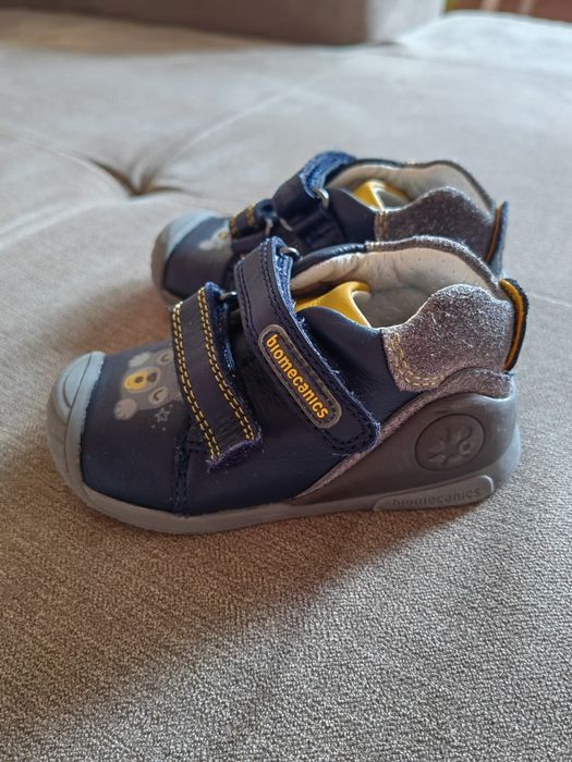 Обувки за момченце