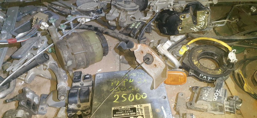 Двигатель Раф4 2л 1997г