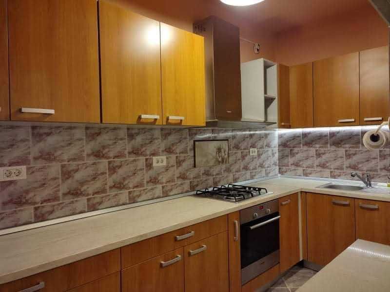 Proprietar, inchiriez apartament la casa, 4 dormitoare, zona Calea Aradului