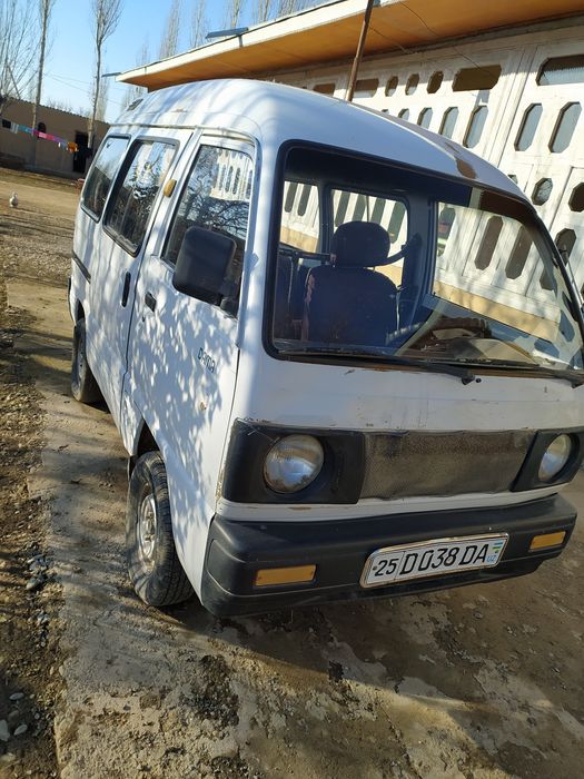 Moshina srochni sotiladi