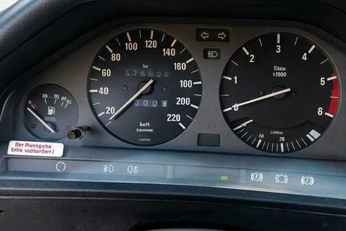 BMW 324d E30 2.4D