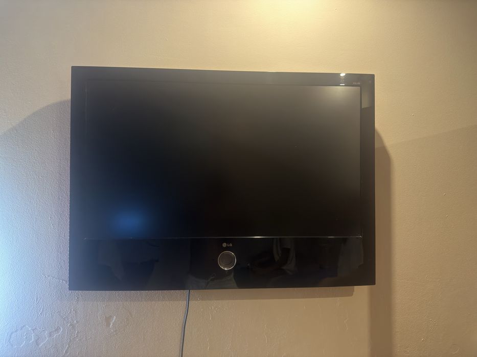 Телевизор lG рабочий