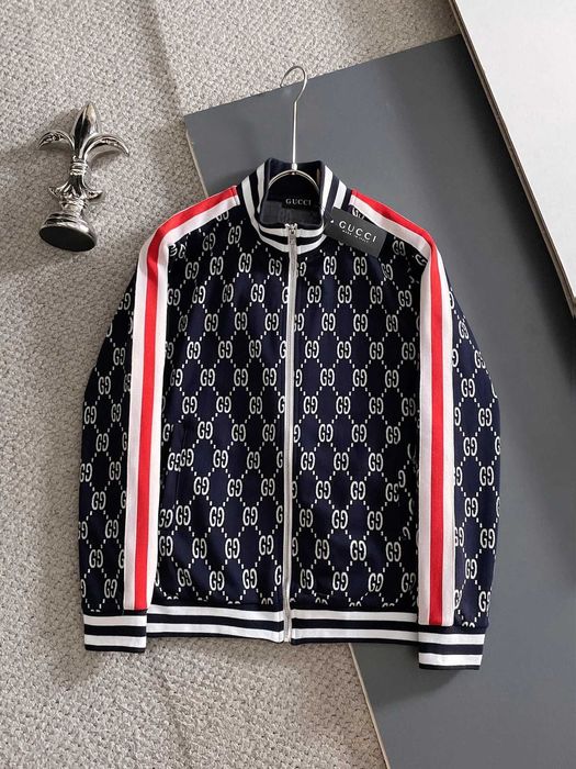 Aduc pe comanda Compleu GUCCI orice model