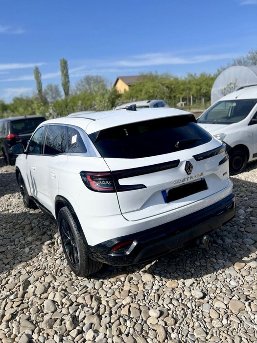 Renault Austral hibrid e tech avariat, AVARIATE