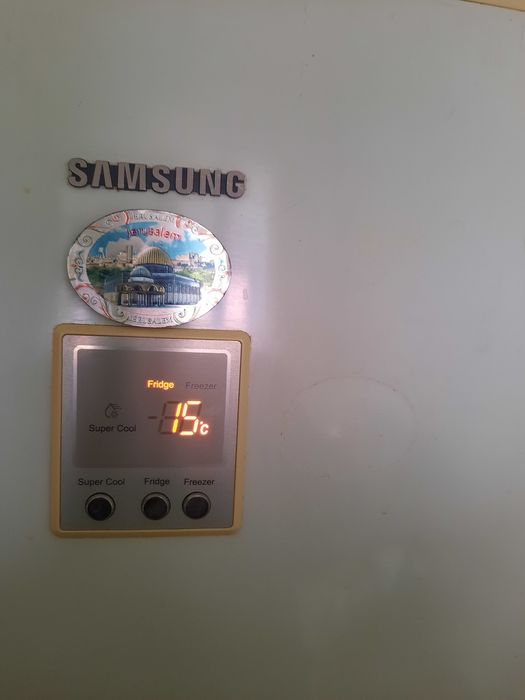 Холодилник сотилади. 2 млн. Яна келишамиз. Хонадонлар ишлатилган