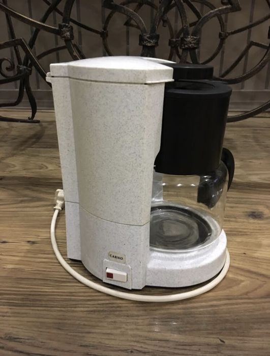 Продам капельную кофеварку